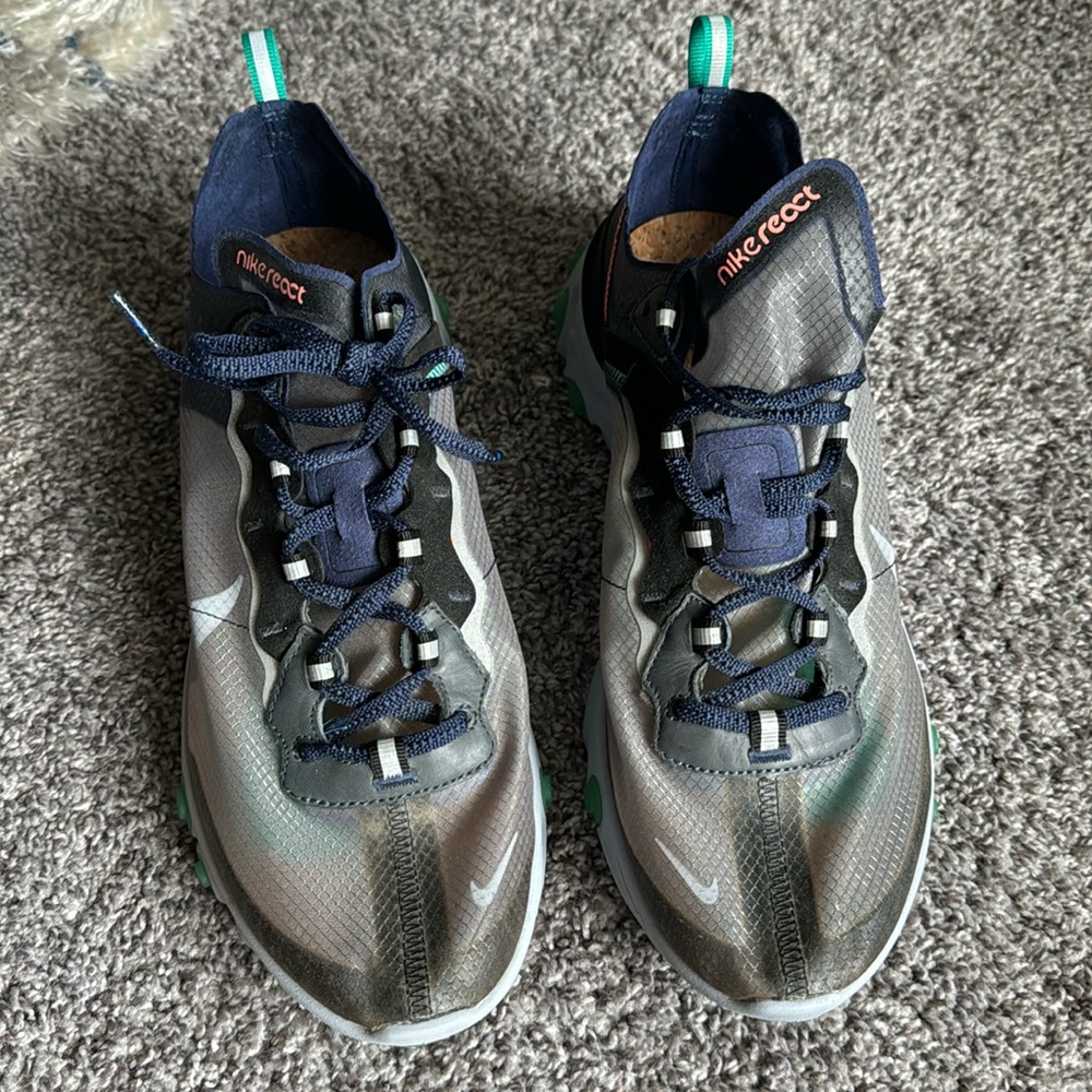 Nike React Element 87